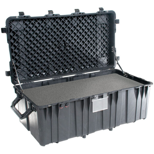Pelican 0550 Transport Case with Foam (Black)