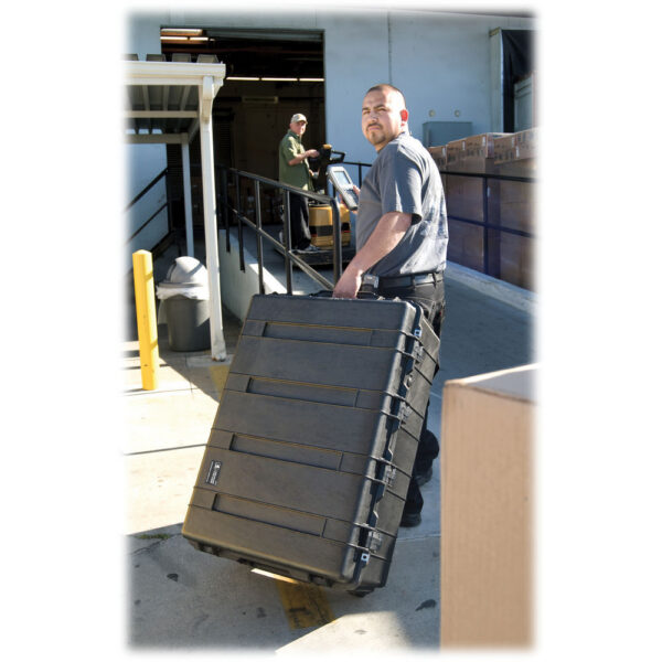 Pelican 1730 Transport Case with Foam (Black) view 7